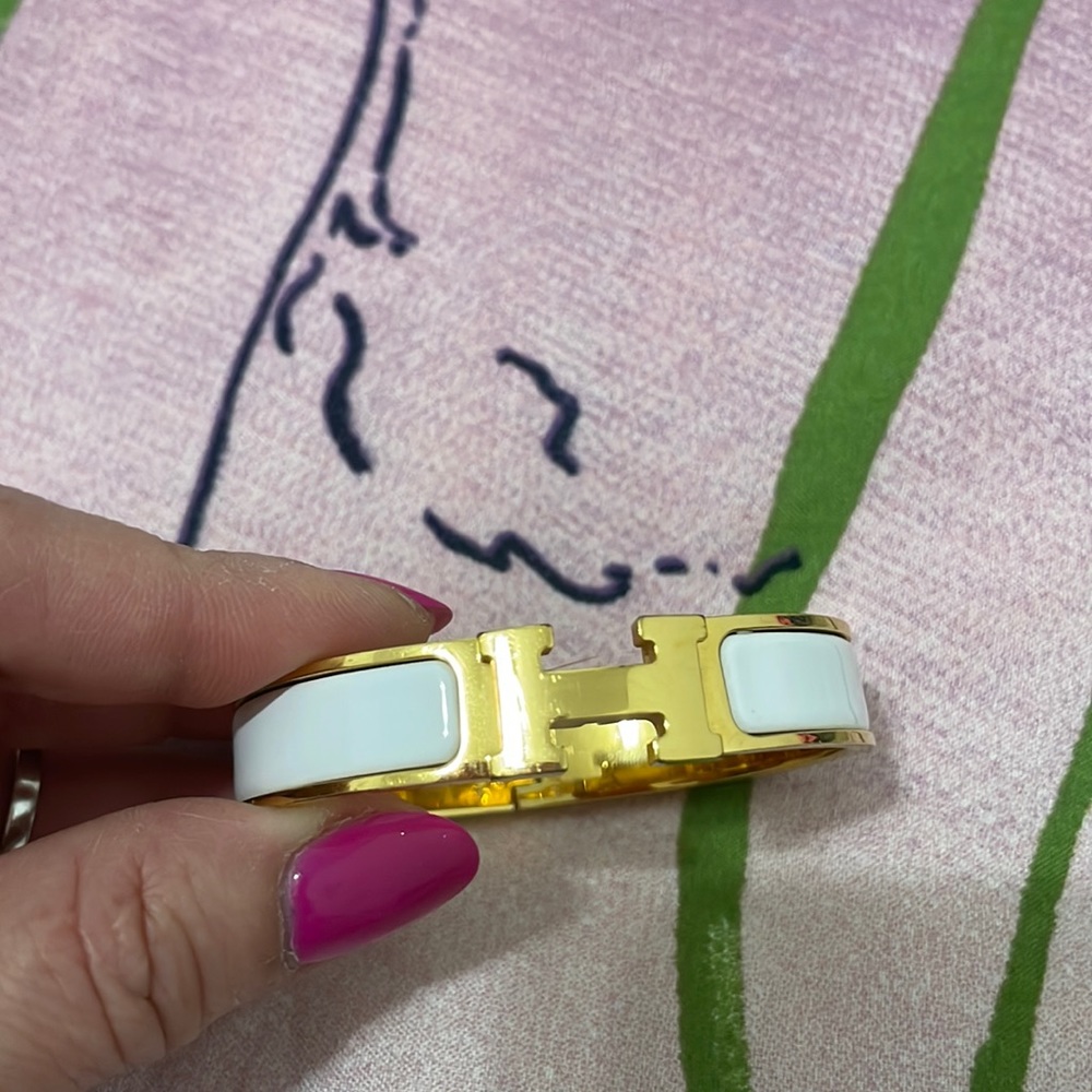 Super sale ..Hermes bangle !!